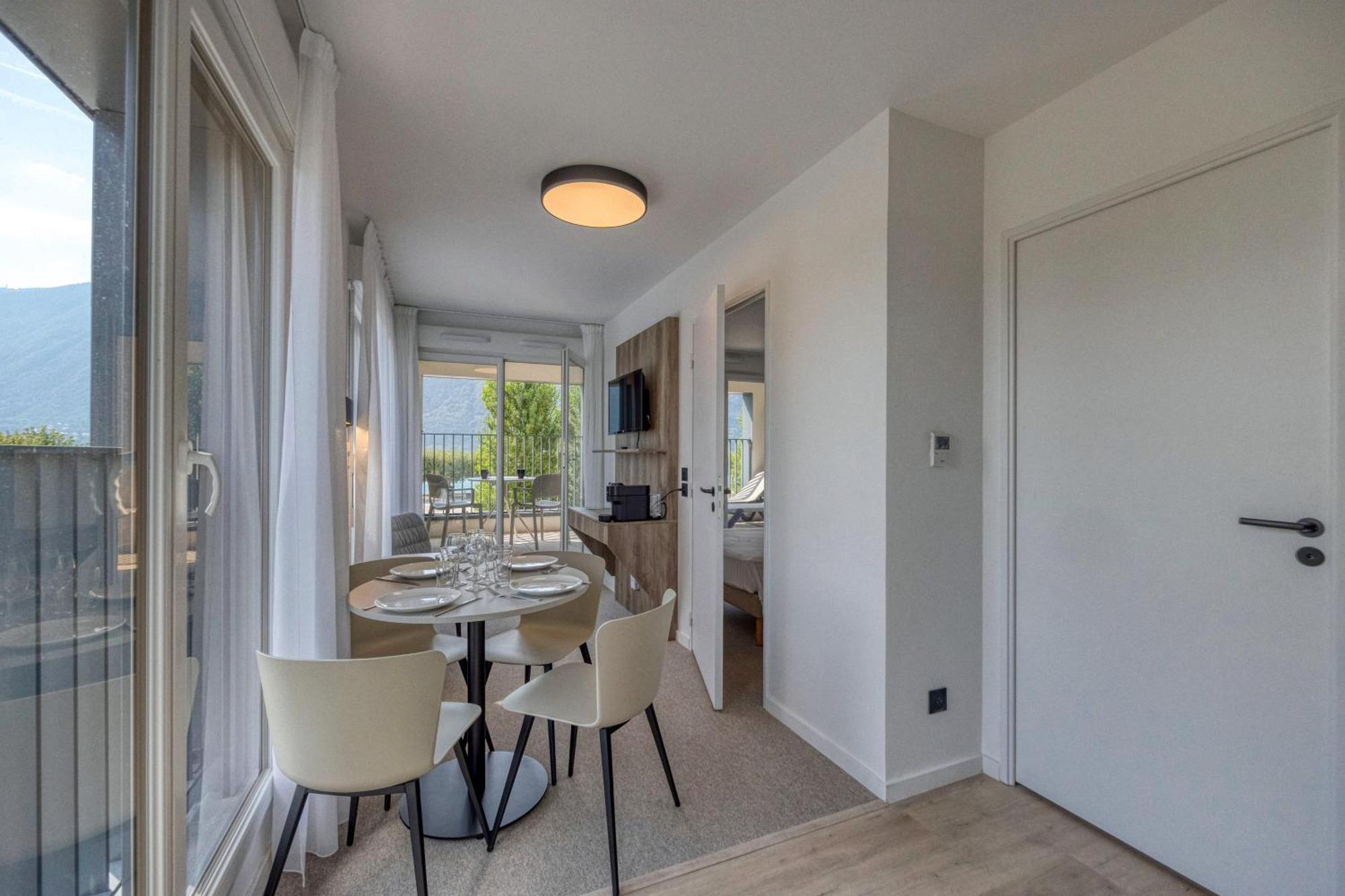 Kosy Appart'Hotels - Residence Du Lac Aix-les-Bains Bagian luar foto