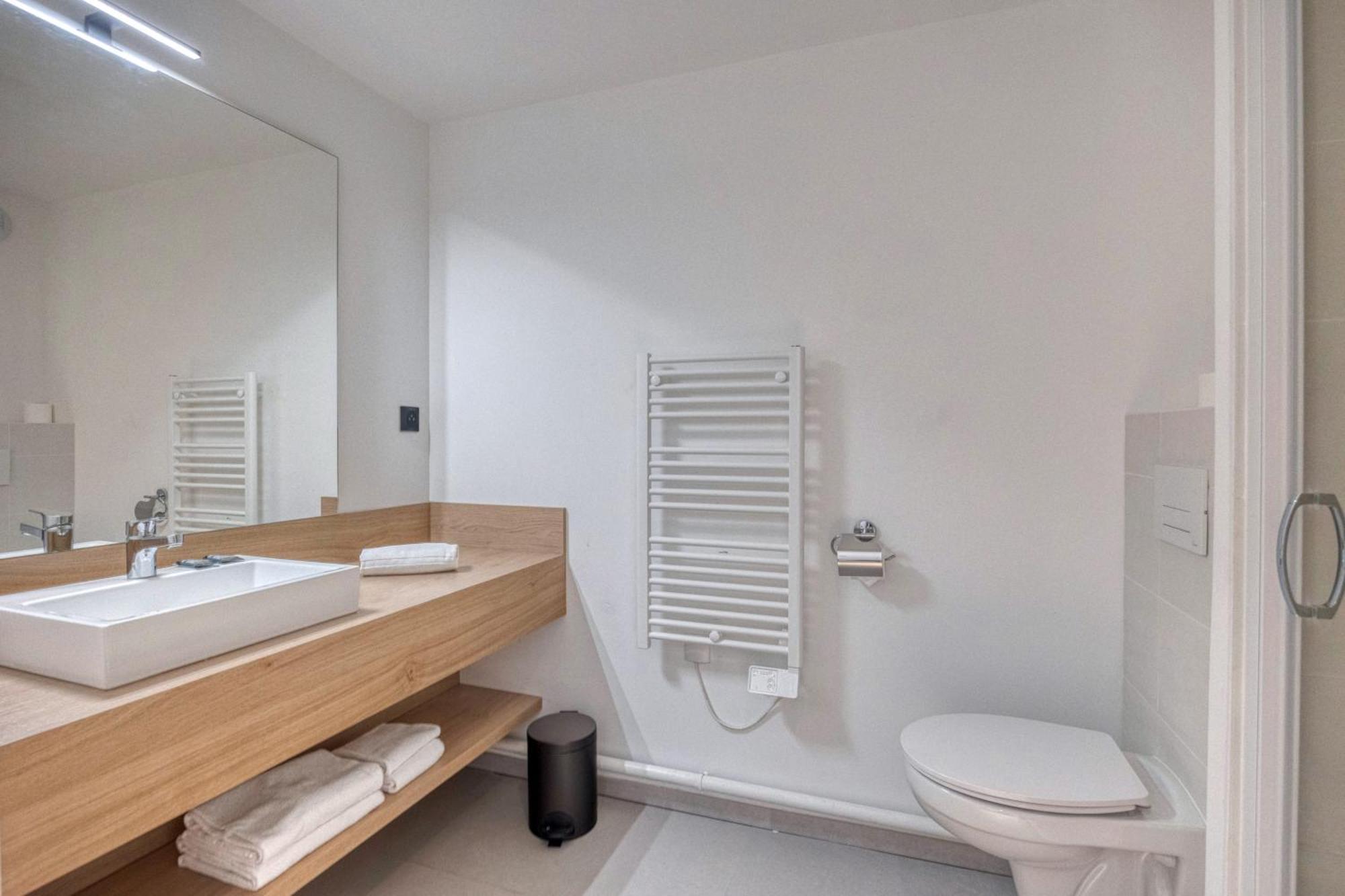 Kosy Appart'Hotels - Residence Du Lac Aix-les-Bains Bagian luar foto