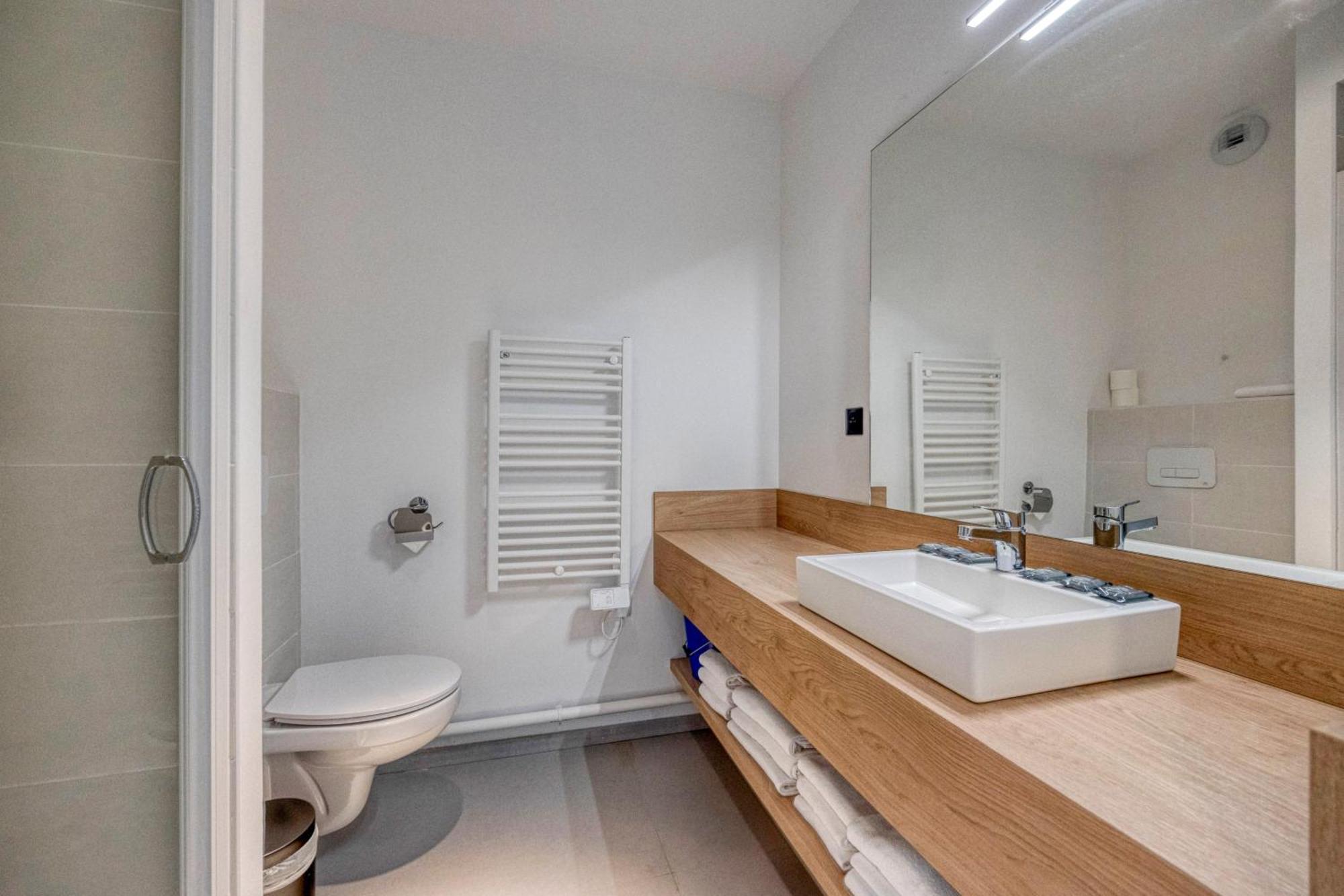 Kosy Appart'Hotels - Residence Du Lac Aix-les-Bains Bagian luar foto