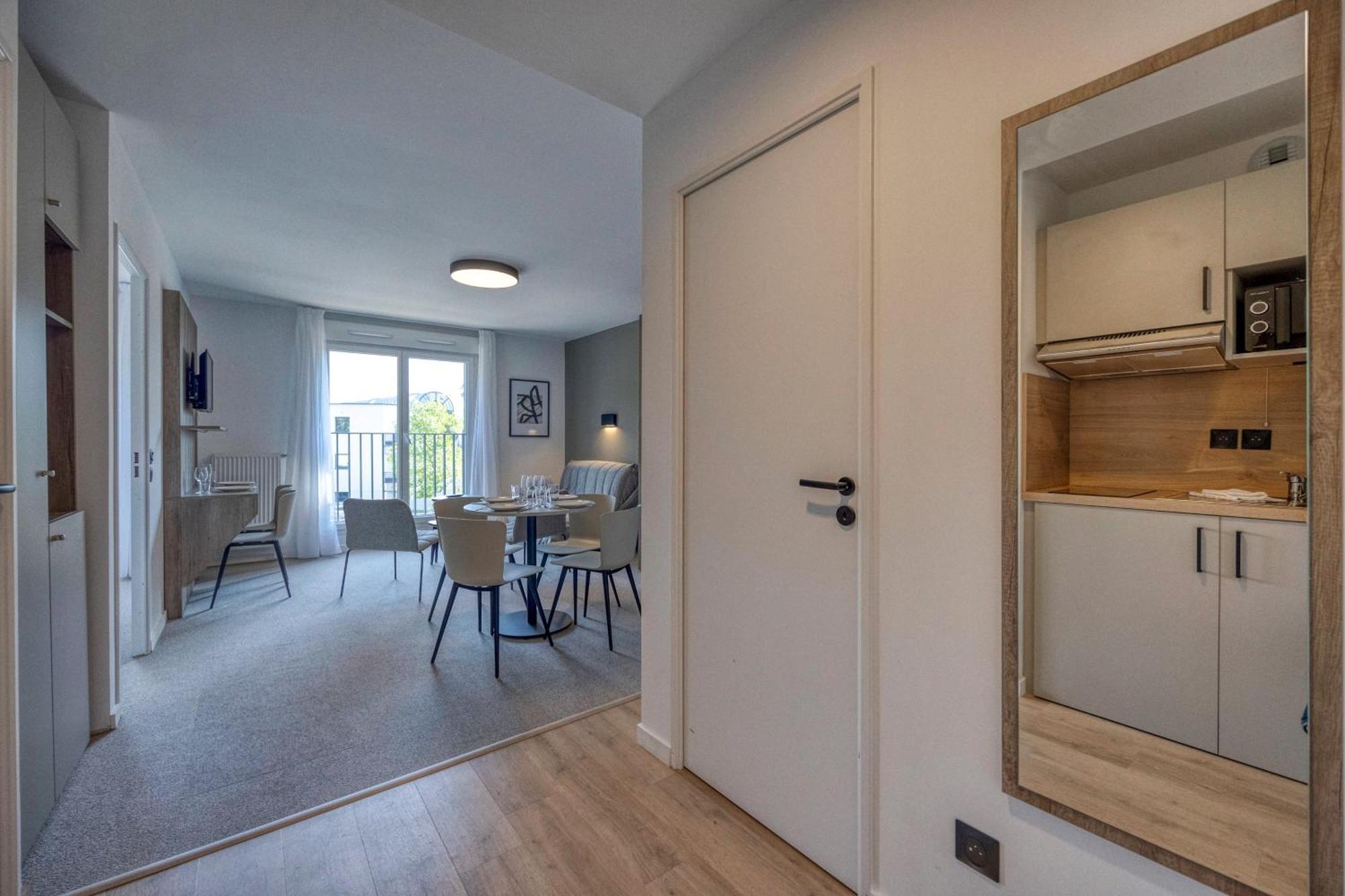 Kosy Appart'Hotels - Residence Du Lac Aix-les-Bains Bagian luar foto